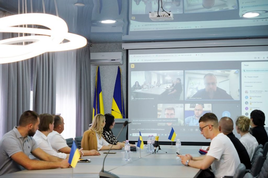 Image for: Круглий стіл щодо обговорення освітньо-професійної програми «Політичний менеджмент і PR» за спеціальністю 052 «Політологія»