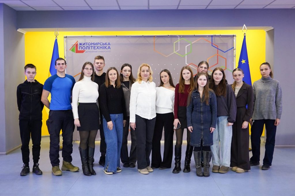 Image for: Стартував весняний семестр Наукових воркшопів Science Young Club